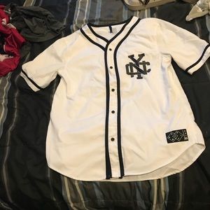 H & m baseball jersey